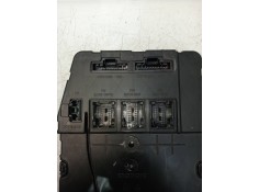 Recambio de caja reles / fusibles para renault scenic ii authentique referencia OEM IAM 8200309693 S118400310L  2