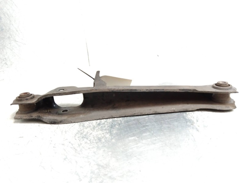 Recambio de brazo suspension inferior trasero derecho para mitsubishi carisma berina 5 (da0) 1.8 16v cat referencia OEM IAM   