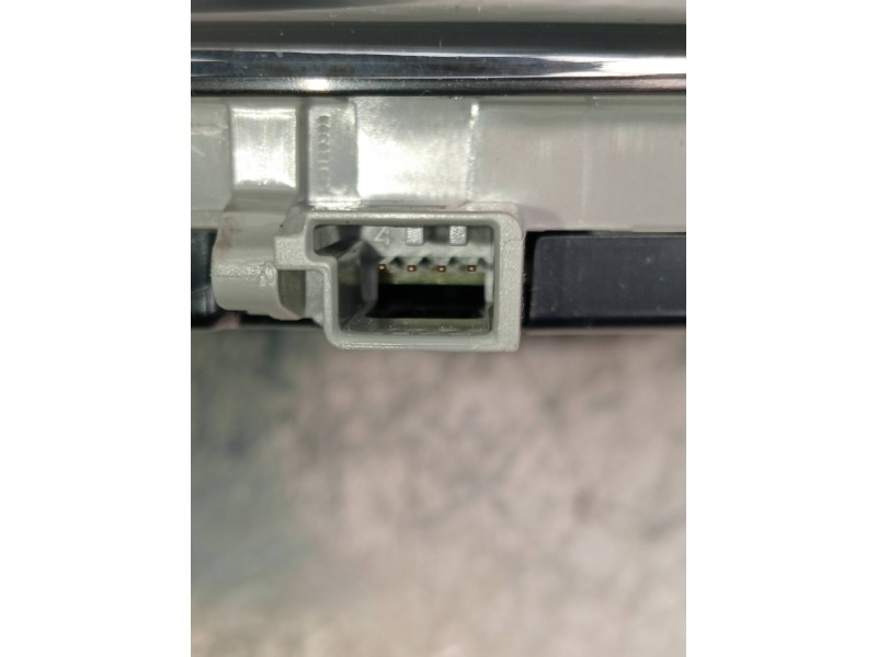 Recambio de luz interior para bmw serie 3 berlina (g20) 320d referencia OEM IAM 949042502 90205247 028190088