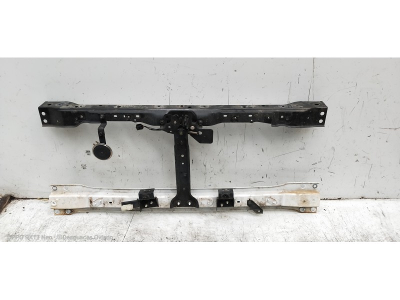 Recambio de panel frontal para nissan navara pick-up d23 2.3 dci referencia OEM IAM   