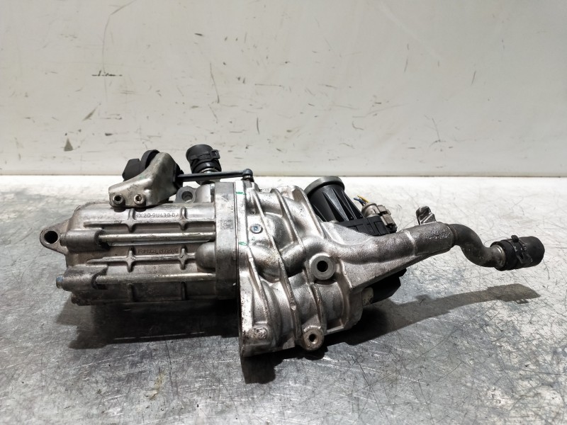 Recambio de valvula egr para jaguar xj 3.0 v6 diesel cat referencia OEM IAM 9X2Q9U438DA  