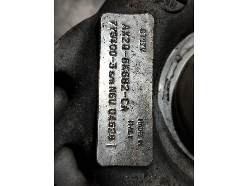 Recambio de turbocompresor para jaguar xj 3.0 v6 diesel cat referencia OEM IAM AX2Q6K682CA 7784003 