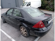 ford mondeo berlina (ge) del año 2002 2