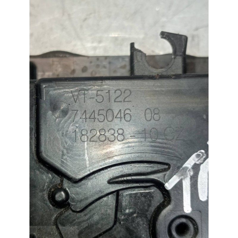 Recambio de motor cierre centralizado trasero derecho para bmw serie 3 berlina (g20) 320d referencia OEM IAM 744504608  4P