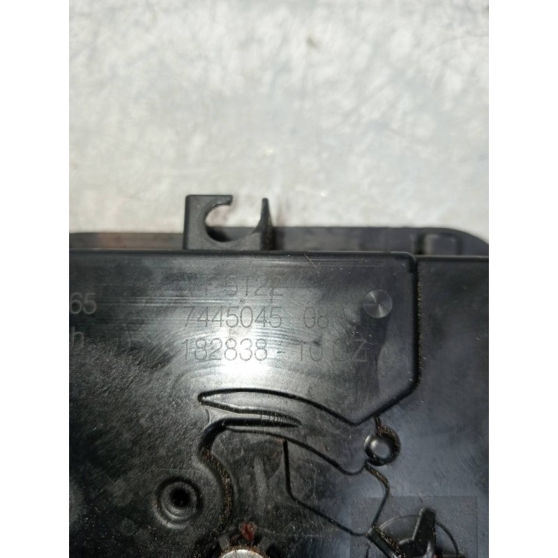 Recambio de motor cierre centralizado trasero izquierdo para bmw serie 3 berlina (g20) 320d referencia OEM IAM 7445008  4P