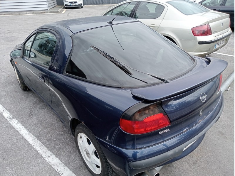 opel tigra del año 1999