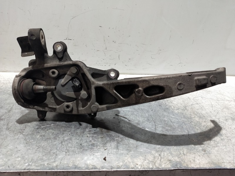 Recambio de mangueta delantera izquierda para jaguar xj 3.0 v6 diesel cat referencia OEM IAM   