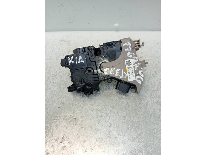 Recambio de motor cierre centralizado delantero izquierdo para kia ceed business referencia OEM IAM 81310J7010  