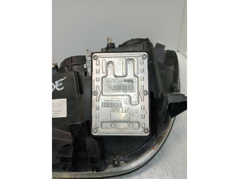 Recambio de faro derecho para citroen c5 berlina 2.0 hdi cat (rhz / dw10ated) referencia OEM IAM 9644275280  XENON