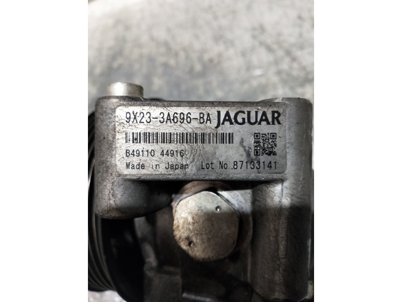 Recambio de bomba direccion para jaguar xj 3.0 v6 diesel cat referencia OEM IAM 9X233A696BA  