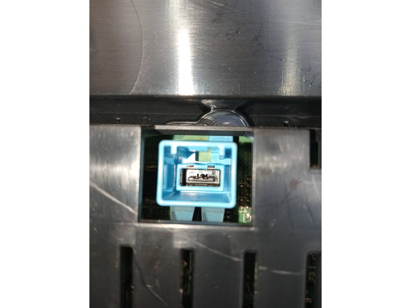 Recambio de cuadro instrumentos para jaguar xj 3.0 v6 diesel cat referencia OEM IAM A50003043 BW9310849AB 