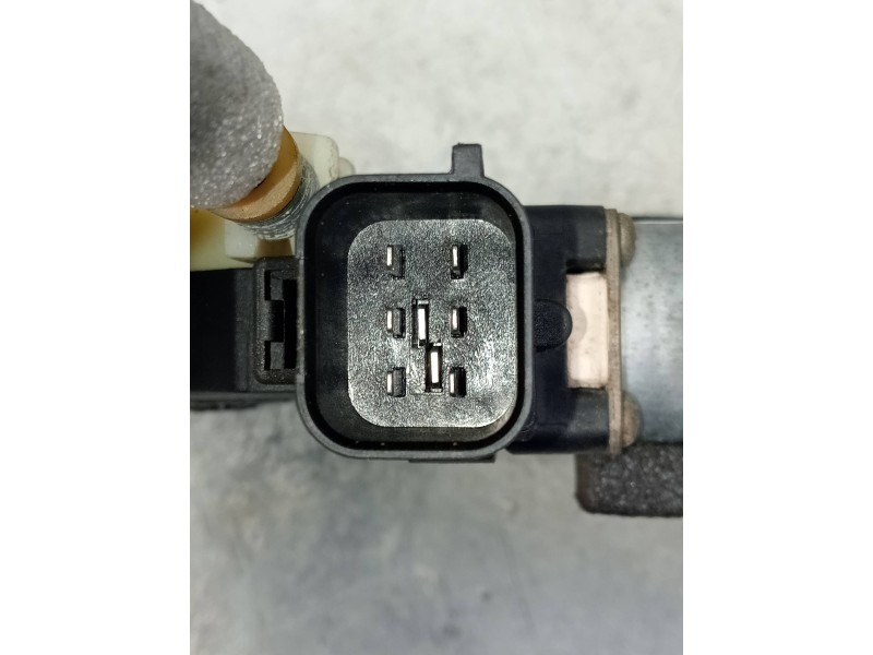 Recambio de elevalunas delantero derecho para jaguar xj 3.0 v6 diesel cat referencia OEM IAM   