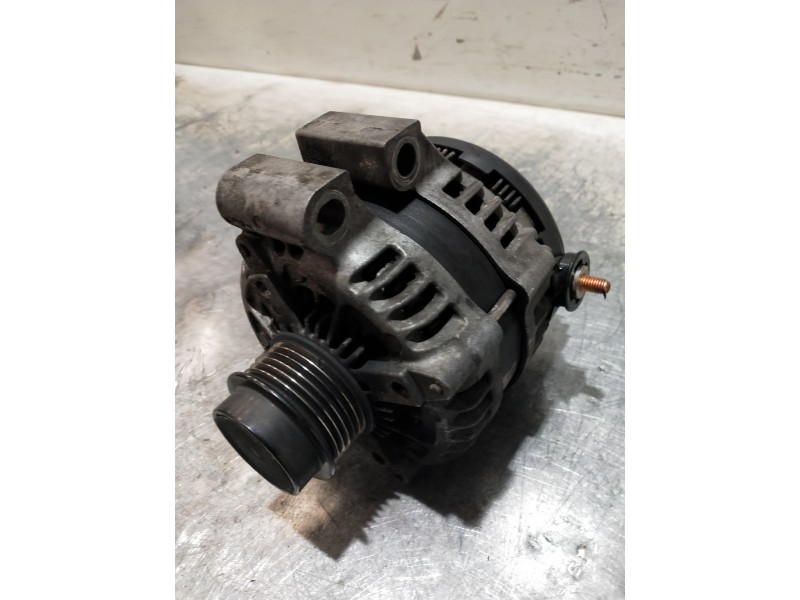 Recambio de alternador para jaguar xj 3.0 v6 diesel cat referencia OEM IAM AW9310300AB  