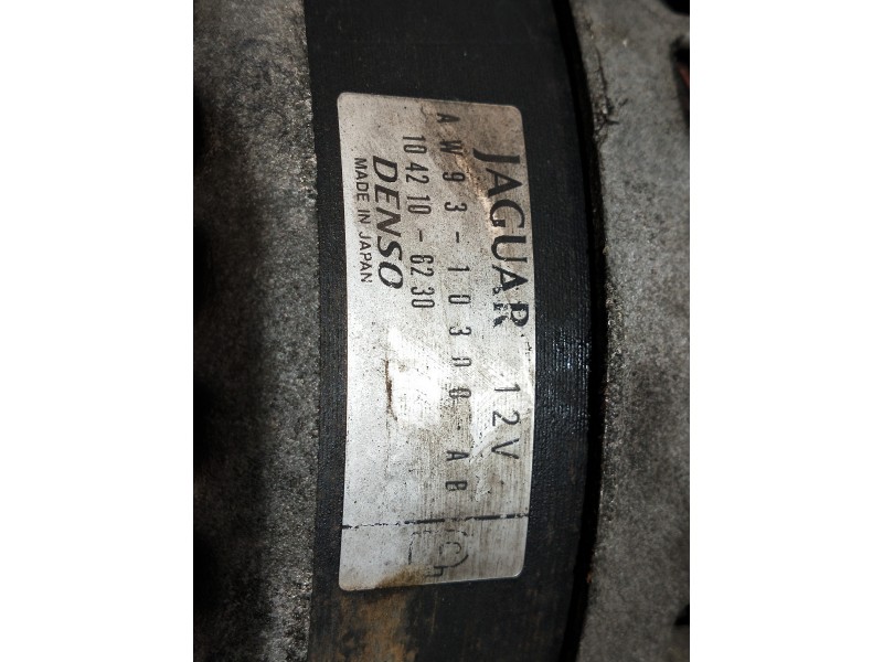 Recambio de alternador para jaguar xj 3.0 v6 diesel cat referencia OEM IAM AW9310300AB  