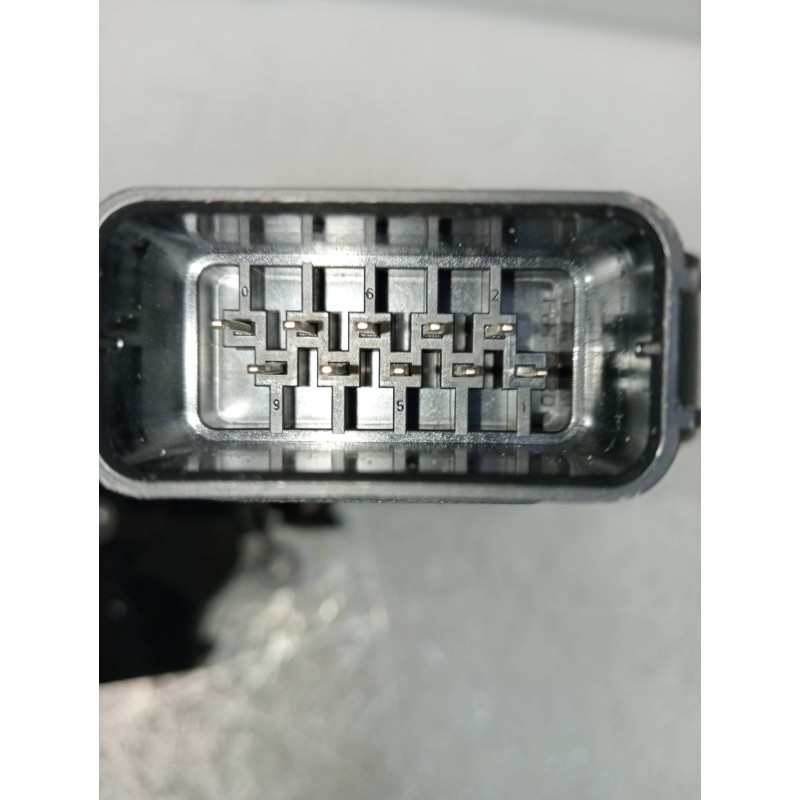 Recambio de motor cierre centralizado trasero derecho para jaguar xj 3.0 v6 diesel cat referencia OEM IAM 6X2A26412AC  4P