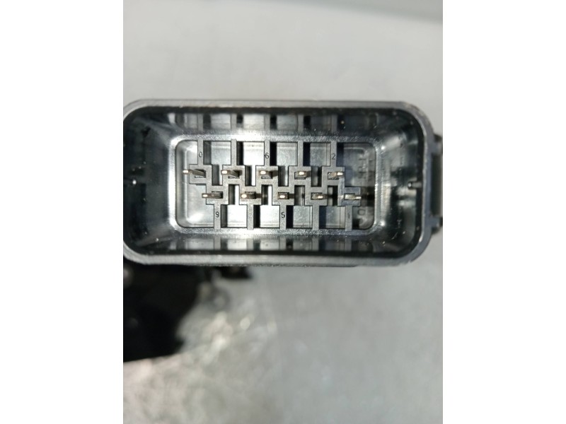 Recambio de motor cierre centralizado trasero derecho para jaguar xj 3.0 v6 diesel cat referencia OEM IAM 6X2A26412AC  4P