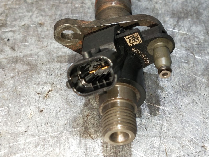 Recambio de inyector para jaguar xj 3.0 v6 diesel cat referencia OEM IAM 0445116013 9X2Q9K546DB BOSCH