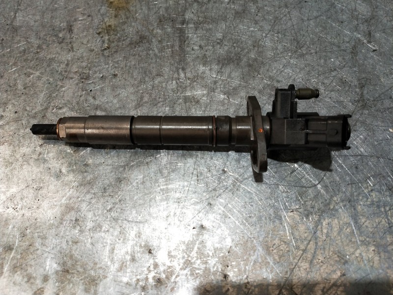 Recambio de inyector para jaguar xj 3.0 v6 diesel cat referencia OEM IAM 0445116013 9X2Q9K546DB BOSCH