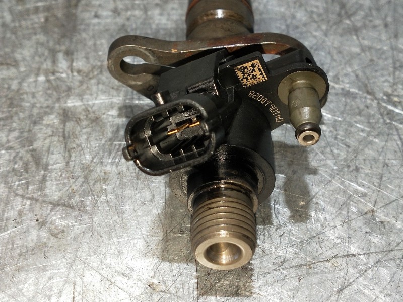 Recambio de inyector para jaguar xj 3.0 v6 diesel cat referencia OEM IAM 0445116013 9X2Q9K546DB BOSCH
