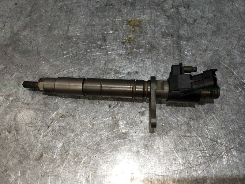 Recambio de inyector para jaguar xj 3.0 v6 diesel cat referencia OEM IAM 0445116013 9X2Q9K546DB BOSCH