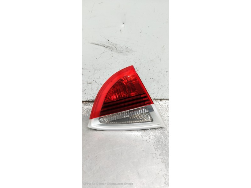 Recambio de piloto trasero izquierdo interior para bmw serie 3 touring (e91) 320d referencia OEM IAM 7160063  