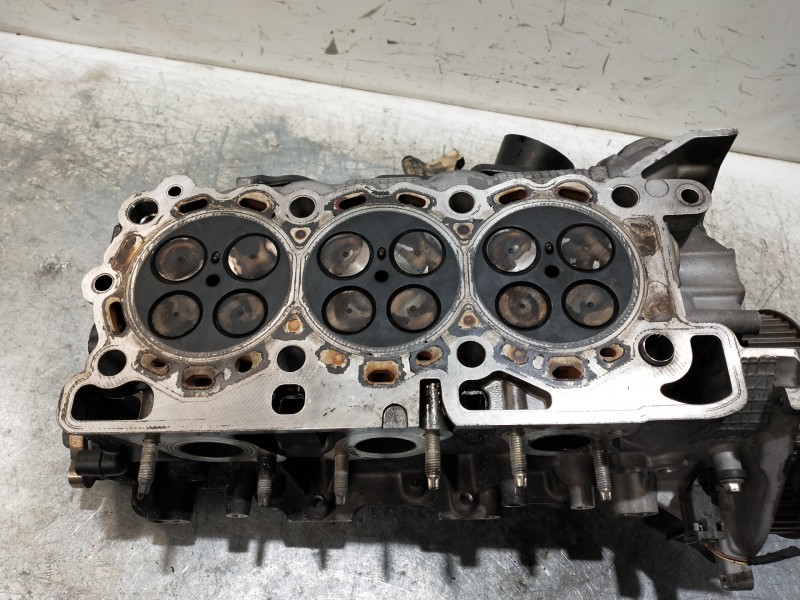 Recambio de culata para jaguar xj 3.0 v6 diesel cat referencia OEM IAM 306DT  IZQ