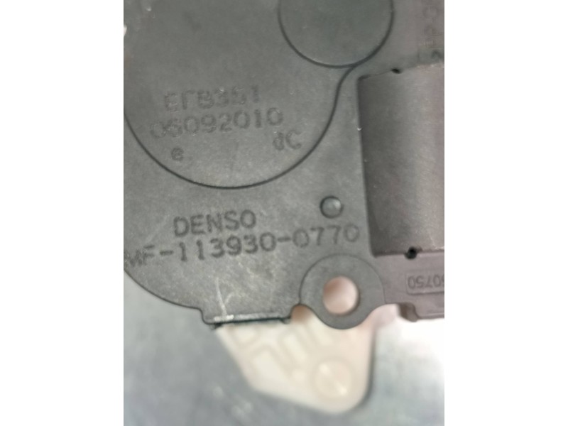 Recambio de motor apertura trampillas climatizador para jaguar xj 3.0 v6 diesel cat referencia OEM IAM 1139300770  