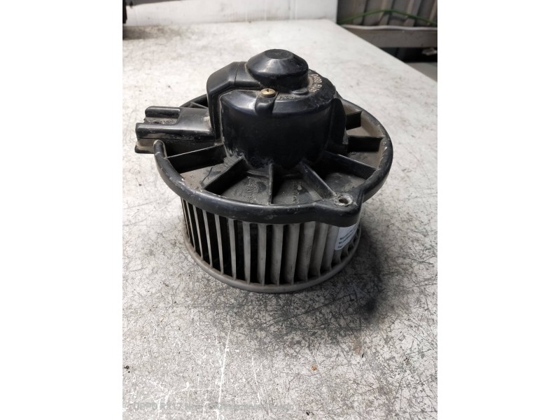 Recambio de motor calefaccion para mitsubishi l 200 (k6/7) 2.5 turbodiesel referencia OEM IAM   