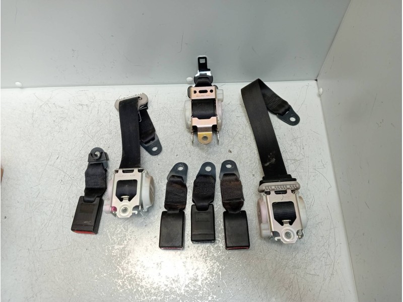 Recambio de juego cinturones trasero para citroen berlingo 1.6 hdi 92 multispace referencia OEM IAM   