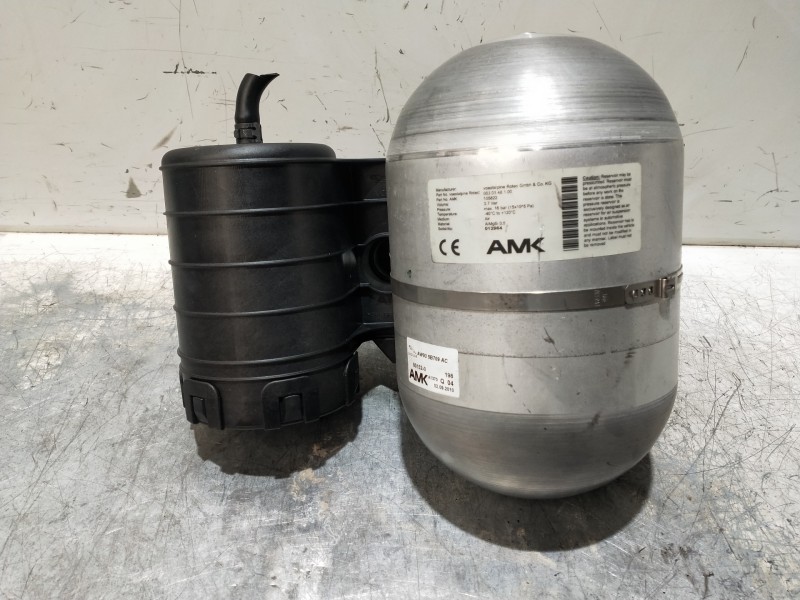 Recambio de deposito suspension para jaguar xj 3.0 v6 diesel cat referencia OEM IAM AW935B709AC A1370Q04 