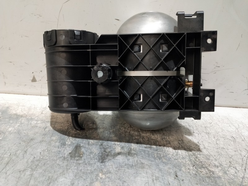 Recambio de deposito suspension para jaguar xj 3.0 v6 diesel cat referencia OEM IAM AW935B709AC A1370Q04 