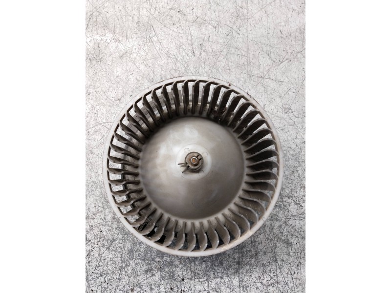 Recambio de motor calefaccion para mitsubishi l 200 (k6/7) 2.5 turbodiesel referencia OEM IAM   