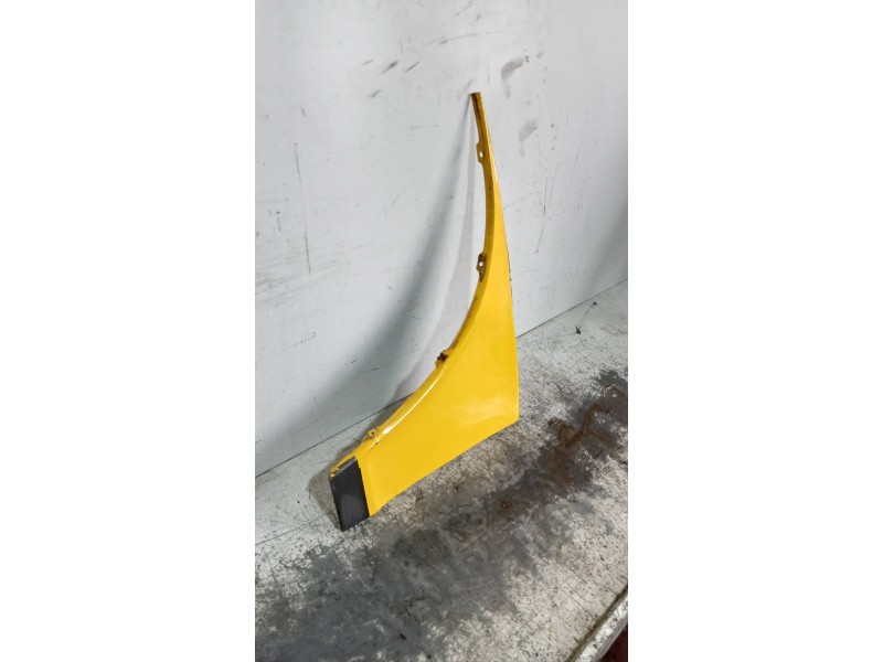 Recambio de aleta delantera izquierda para citroen dyane dyane 6 referencia OEM IAM   