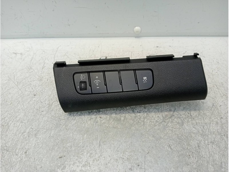 Recambio de mando multifuncion para hyundai elantra (ad)(2016) tecno referencia OEM IAM 93700F2060  