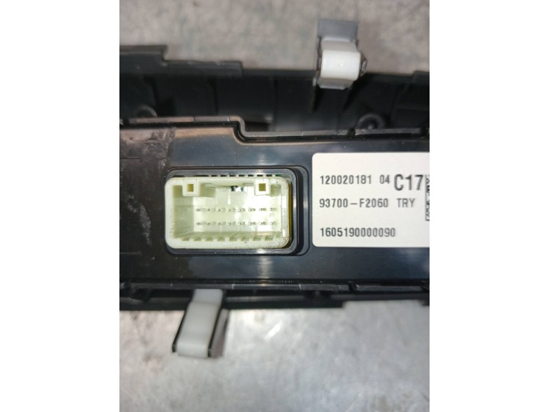 Recambio de mando multifuncion para hyundai elantra (ad)(2016) tecno referencia OEM IAM 93700F2060  