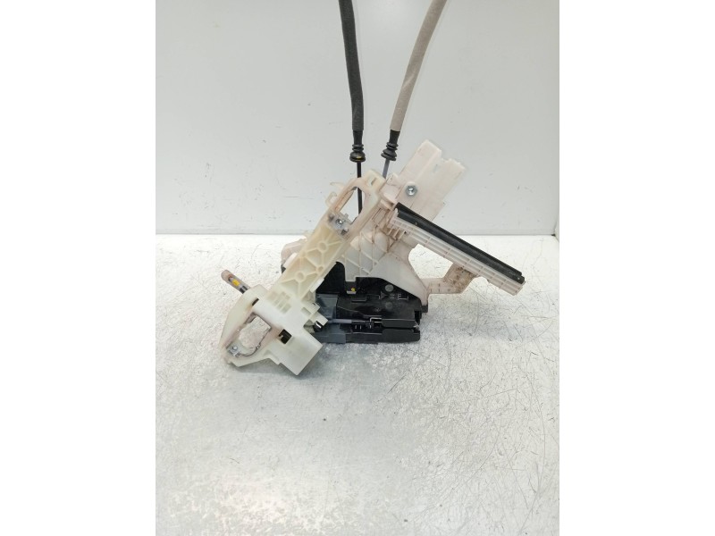 Recambio de motor cierre centralizado trasero izquierdo para hyundai elantra (ad)(2016) tecno referencia OEM IAM 81410F2000  