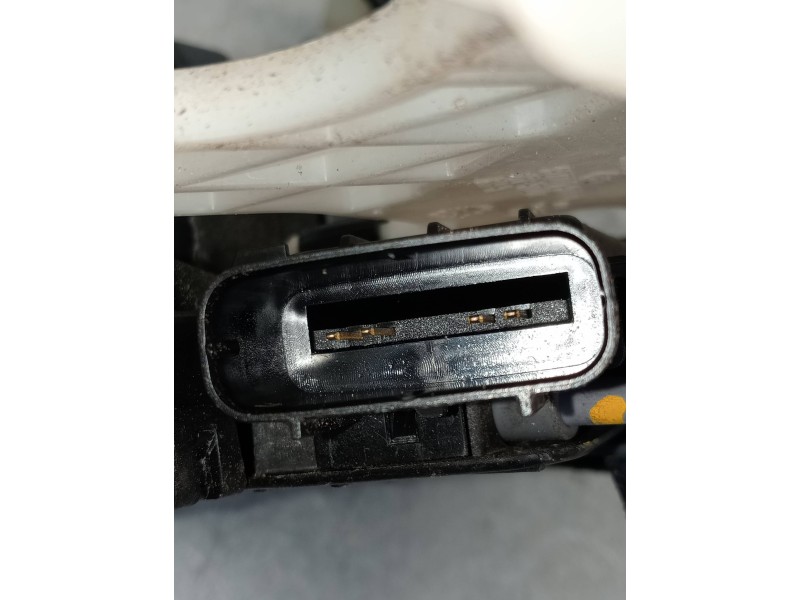 Recambio de motor cierre centralizado trasero izquierdo para hyundai elantra (ad)(2016) tecno referencia OEM IAM 81410F2000  