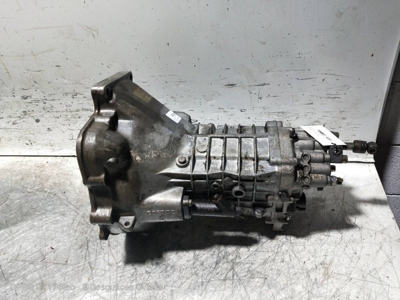 Recambio de caja cambios para bmw serie 3 berlina (e30) 2.0 referencia OEM IAM AR 043718 