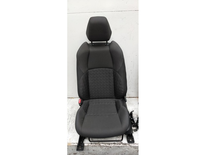 Recambio de juego asientos completo para toyota c-hr hybrid style plus referencia OEM IAM   