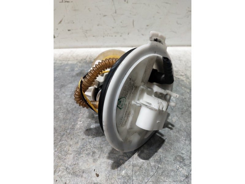 Recambio de bomba combustible para audi a4 avant (8e) 1.8 t quattro referencia OEM IAM 228228008001  