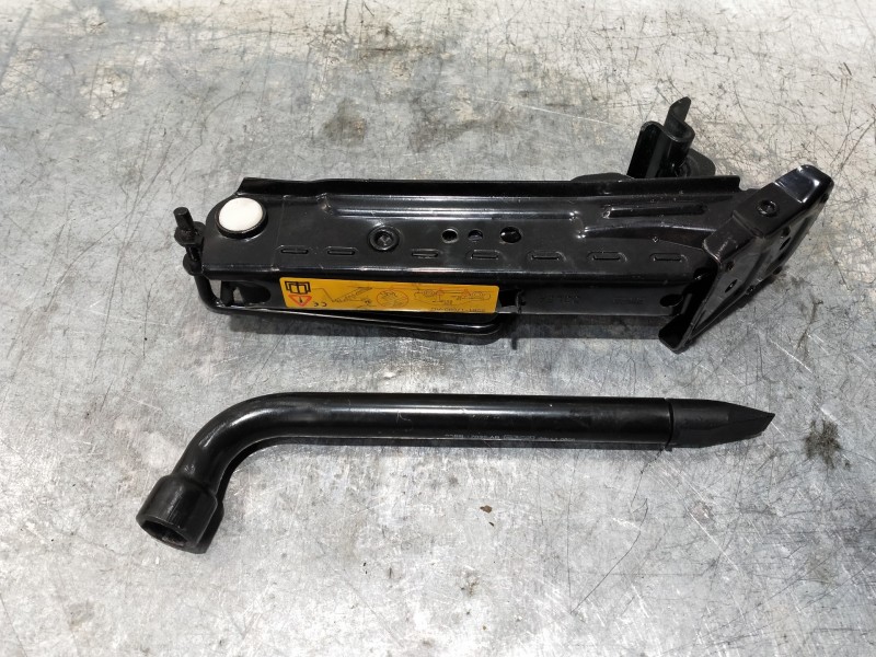 Recambio de gato para ford fiesta (cbk) fun referencia OEM IAM   