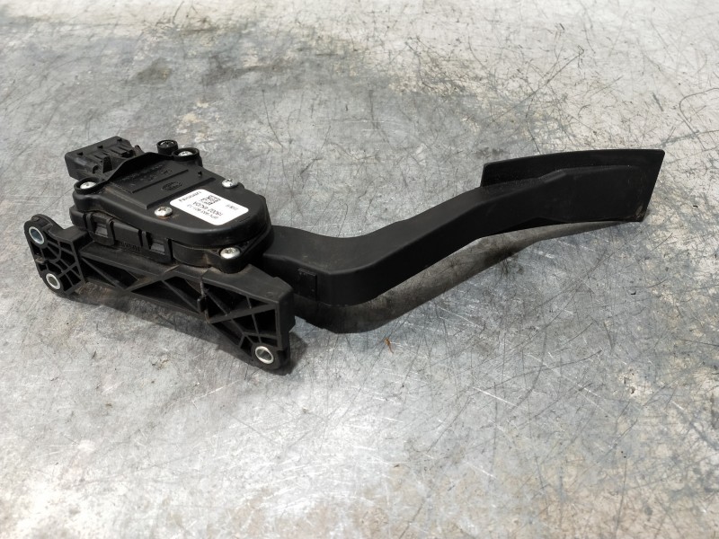 Recambio de potenciometro pedal para nissan navara pick-up d23 2.3 dci referencia OEM IAM 180024KJ0A 6PV93390113 