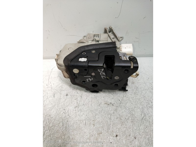 Recambio de motor cierre centralizado delantero izquierdo para audi a6 allroad quattro (4gh) 3.0 v6 24v tdi referencia OEM IAM 8