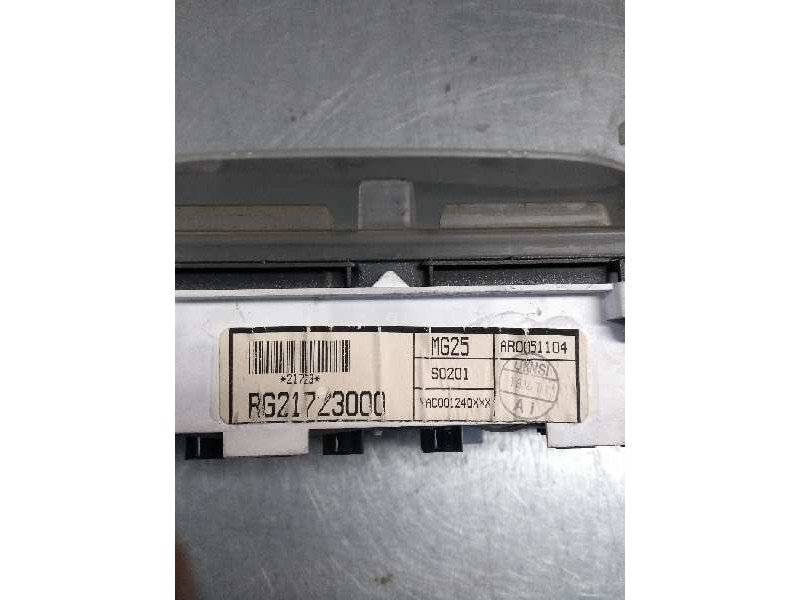 Recambio de cuadro instrumentos para mg rover mg zr (f/rf) 1.4 16v cat referencia OEM IAM AR0051104 YAC001240XXX MG25 S0201