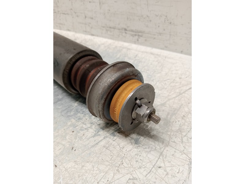 Recambio de amortiguador trasero derecho para bmw serie 3 berlina (e90) 330i referencia OEM IAM 33526771725  