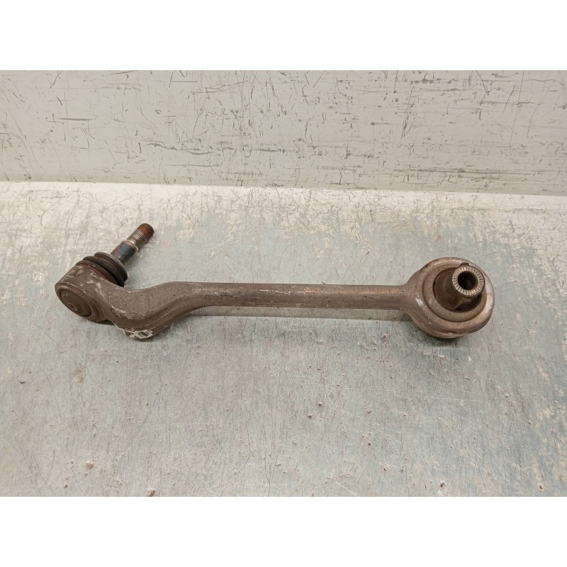 Recambio de brazo suspension inferior delantero derecho para bmw serie 3 berlina (e90) 330i referencia OEM IAM 31126763700R  