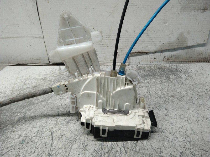 Recambio de motor cierre centralizado trasero izquierdo para mercedes clase e (w212) familiar 3.0 cdi cat referencia OEM IAM A21