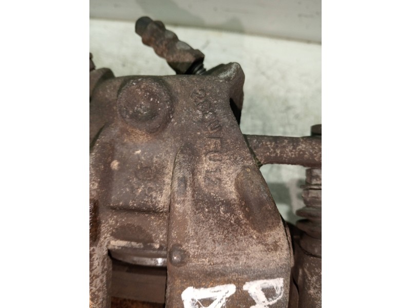 Recambio de pinza freno delantera derecha para renault kangoo profesional referencia OEM IAM 288UFU12 TRW 