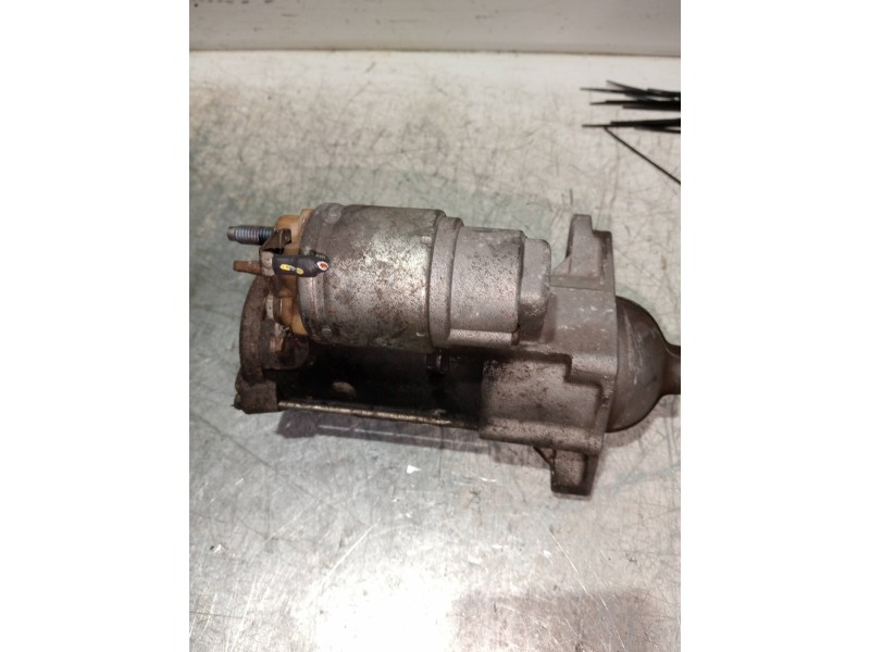 Recambio de motor arranque para renault kangoo profesional referencia OEM IAM R5M1411 DW2915B 