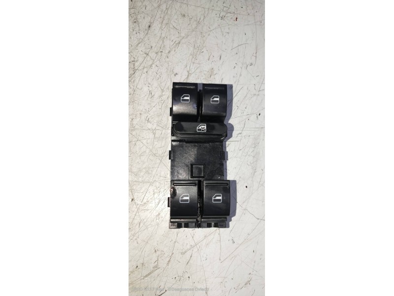 Recambio de mando elevalunas delantero izquierdo para volkswagen polo (6r1) advance referencia OEM IAM 1K4959857C  5P